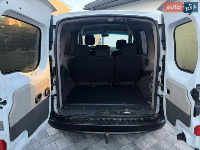 Білий Рено Кєнгу, об'ємом двигуна 1.46 л та пробігом 280 тис. км за 4450 $, фото 12 на Automoto.ua