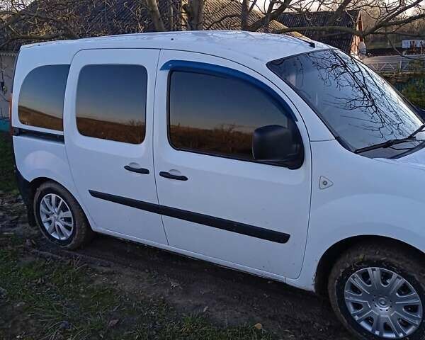 Белый Рено Кенгу, объемом двигателя 1.5 л и пробегом 395 тыс. км за 5800 $, фото 2 на Automoto.ua