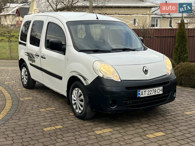 Белый Рено Кенгу, объемом двигателя 1.5 л и пробегом 268 тыс. км за 5300 $, фото 23 на Automoto.ua