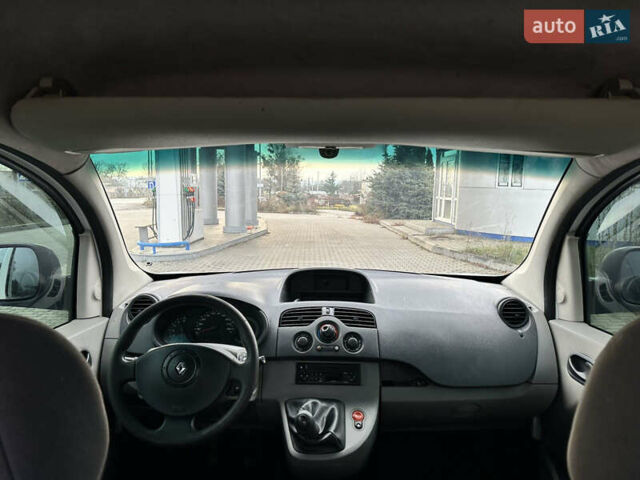 Білий Рено Кєнгу, об'ємом двигуна 1.46 л та пробігом 274 тис. км за 3650 $, фото 9 на Automoto.ua