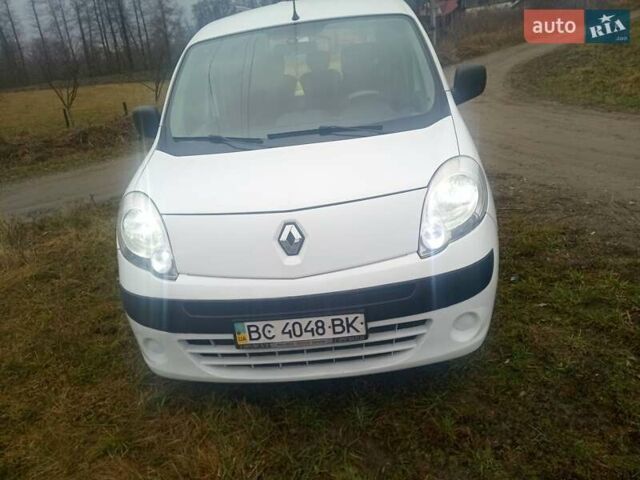 Белый Рено Кенгу, объемом двигателя 1.5 л и пробегом 238 тыс. км за 5500 $, фото 15 на Automoto.ua