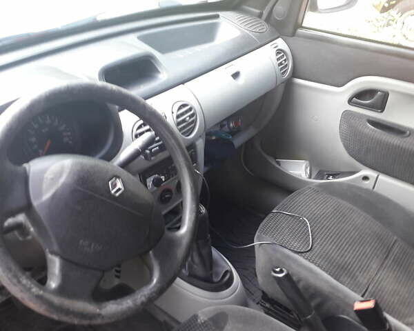 Білий Рено Кєнгу, об'ємом двигуна 1.46 л та пробігом 285 тис. км за 3400 $, фото 4 на Automoto.ua