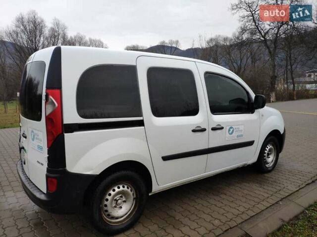 Белый Рено Кенгу, объемом двигателя 1.5 л и пробегом 339 тыс. км за 5499 $, фото 4 на Automoto.ua
