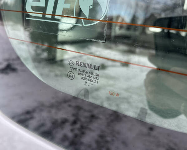 Білий Рено Кєнгу, об'ємом двигуна 1.5 л та пробігом 220 тис. км за 7400 $, фото 51 на Automoto.ua