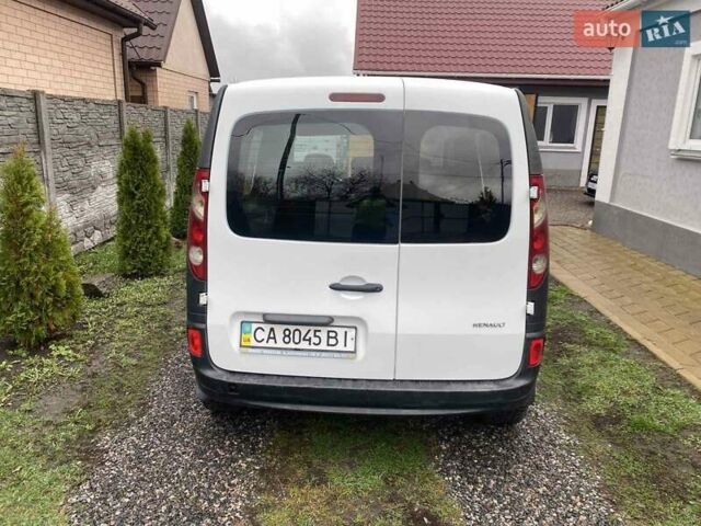 Белый Рено Кенгу, объемом двигателя 1.46 л и пробегом 350 тыс. км за 6800 $, фото 4 на Automoto.ua