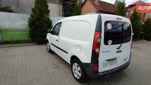 Белый Рено Кенгу, объемом двигателя 1.5 л и пробегом 415 тыс. км за 4600 $, фото 9 на Automoto.ua