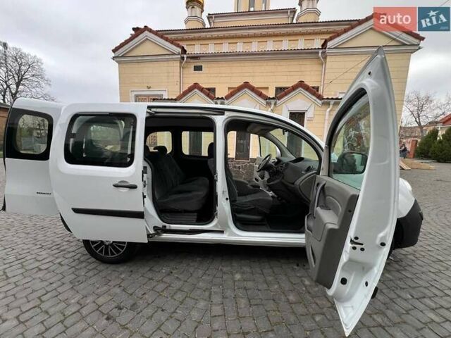 Белый Рено Кенгу, объемом двигателя 1.5 л и пробегом 170 тыс. км за 6700 $, фото 16 на Automoto.ua