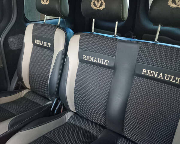 Белый Рено Кенгу, объемом двигателя 1.46 л и пробегом 180 тыс. км за 6500 $, фото 6 на Automoto.ua