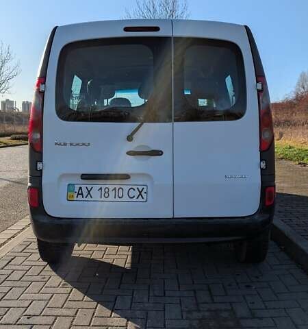 Білий Рено Кєнгу, об'ємом двигуна 1.5 л та пробігом 320 тис. км за 5200 $, фото 6 на Automoto.ua