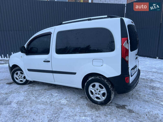 Білий Рено Кєнгу, об'ємом двигуна 1.46 л та пробігом 292 тис. км за 4999 $, фото 4 на Automoto.ua