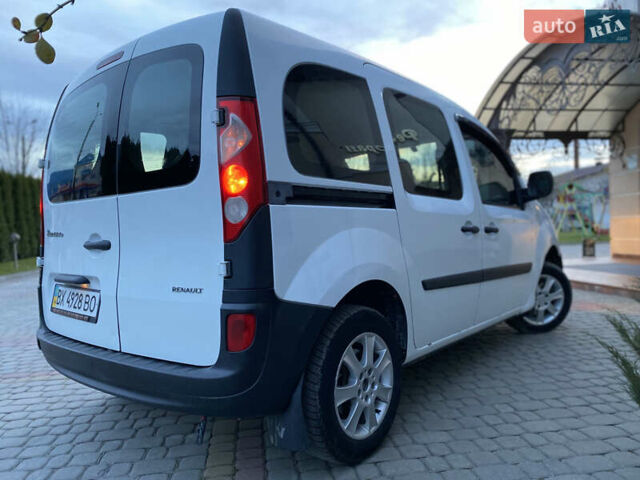 Белый Рено Кенгу, объемом двигателя 1.5 л и пробегом 270 тыс. км за 4599 $, фото 27 на Automoto.ua