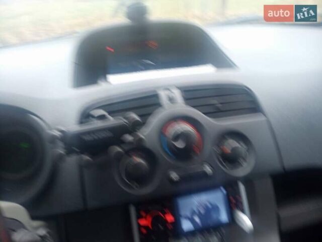 Белый Рено Кенгу, объемом двигателя 1.5 л и пробегом 238 тыс. км за 5500 $, фото 9 на Automoto.ua