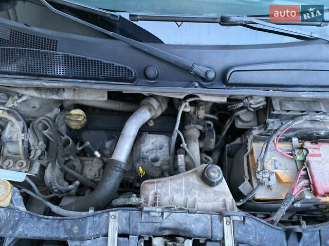 Белый Рено Кенгу, объемом двигателя 1.5 л и пробегом 270 тыс. км за 4599 $, фото 50 на Automoto.ua