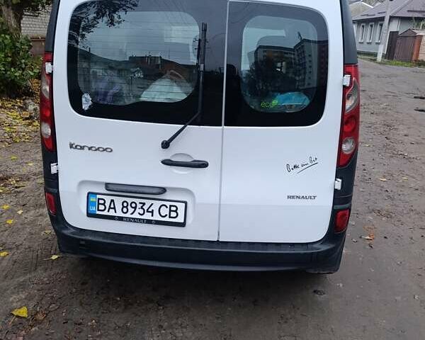 Белый Рено Кенгу, объемом двигателя 1.46 л и пробегом 186 тыс. км за 4800 $, фото 8 на Automoto.ua
