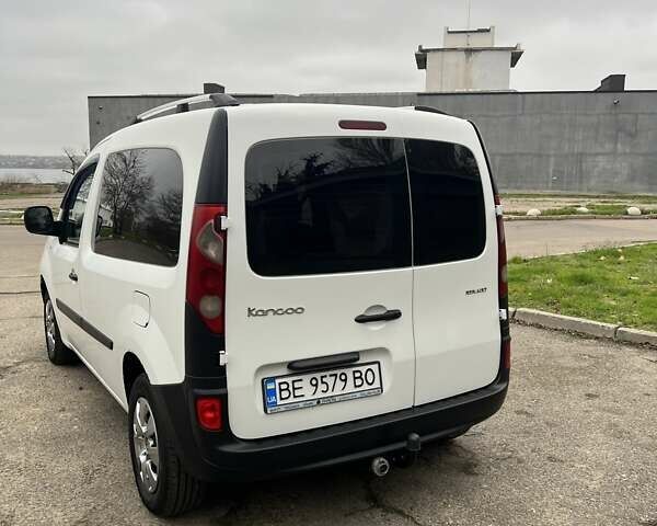 Білий Рено Кєнгу, об'ємом двигуна 1.46 л та пробігом 280 тис. км за 5250 $, фото 18 на Automoto.ua