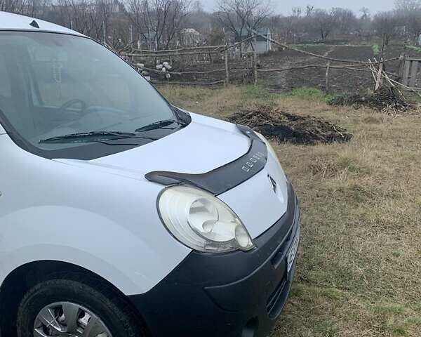 Белый Рено Кенгу, объемом двигателя 1.5 л и пробегом 270 тыс. км за 4900 $, фото 14 на Automoto.ua