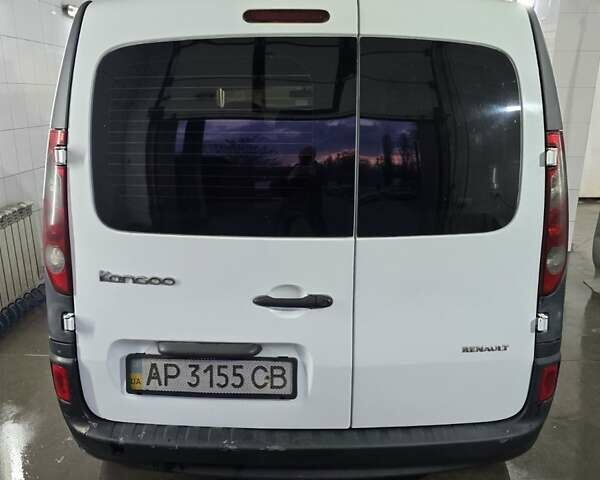 Белый Рено Кенгу, объемом двигателя 1.5 л и пробегом 399 тыс. км за 4800 $, фото 7 на Automoto.ua