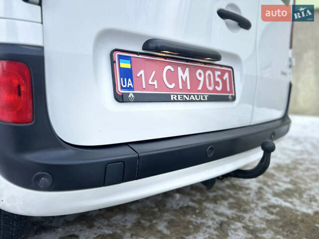 Білий Рено Кєнгу, об'ємом двигуна 1.5 л та пробігом 220 тис. км за 7400 $, фото 15 на Automoto.ua