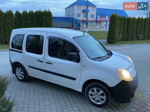 Белый Рено Кенгу, объемом двигателя 1.5 л и пробегом 270 тыс. км за 4599 $, фото 10 на Automoto.ua