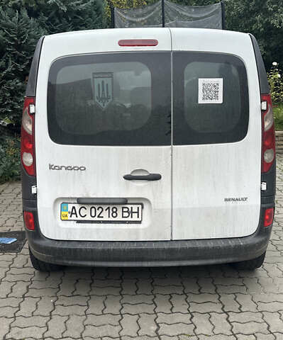Белый Рено Кенгу, объемом двигателя 1.46 л и пробегом 397 тыс. км за 5200 $, фото 1 на Automoto.ua