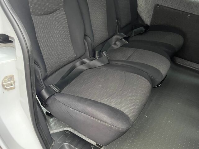 Белый Рено Кенгу, объемом двигателя 1.5 л и пробегом 330 тыс. км за 5600 $, фото 7 на Automoto.ua