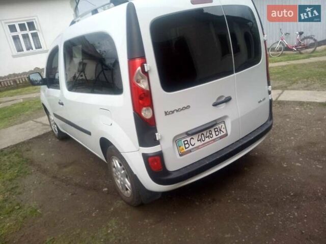 Белый Рено Кенгу, объемом двигателя 1.5 л и пробегом 238 тыс. км за 5500 $, фото 31 на Automoto.ua