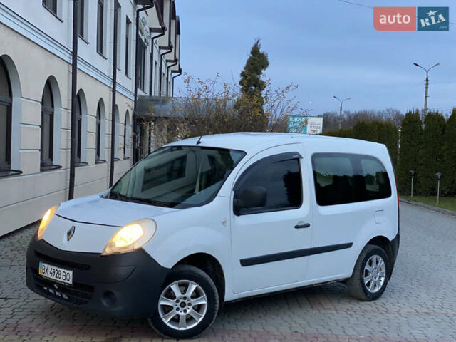 Белый Рено Кенгу, объемом двигателя 1.5 л и пробегом 270 тыс. км за 4599 $, фото 14 на Automoto.ua