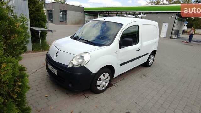 Белый Рено Кенгу, объемом двигателя 1.5 л и пробегом 415 тыс. км за 4600 $, фото 1 на Automoto.ua