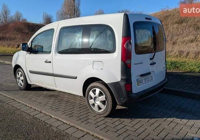 Білий Рено Кєнгу, об'ємом двигуна 1.5 л та пробігом 320 тис. км за 5200 $, фото 1 на Automoto.ua