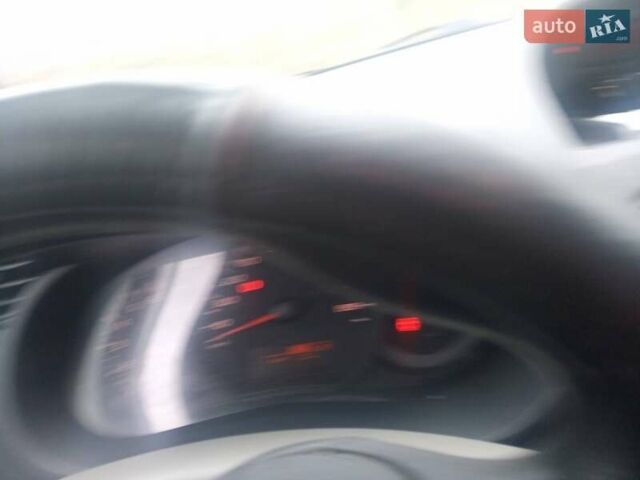 Белый Рено Кенгу, объемом двигателя 1.5 л и пробегом 238 тыс. км за 5500 $, фото 12 на Automoto.ua