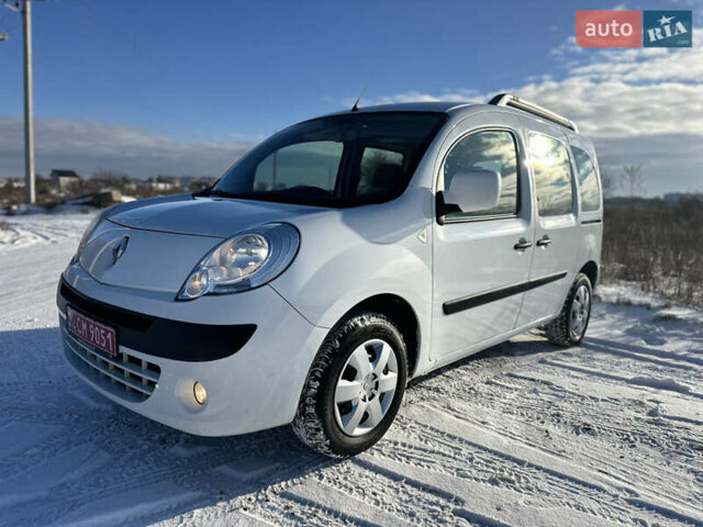 Білий Рено Кєнгу, об'ємом двигуна 1.5 л та пробігом 220 тис. км за 7400 $, фото 6 на Automoto.ua