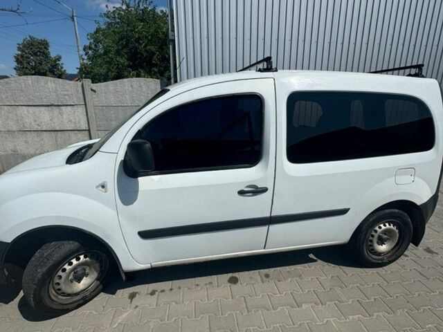 Білий Рено Кєнгу, об'ємом двигуна 1.46 л та пробігом 389 тис. км за 4950 $, фото 7 на Automoto.ua