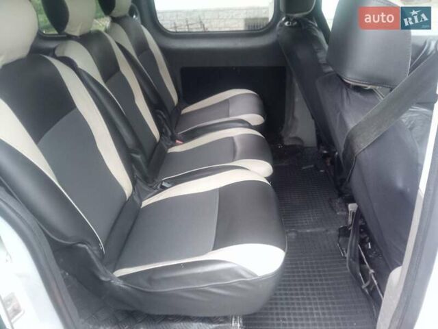 Белый Рено Кенгу, объемом двигателя 1.5 л и пробегом 238 тыс. км за 5500 $, фото 30 на Automoto.ua