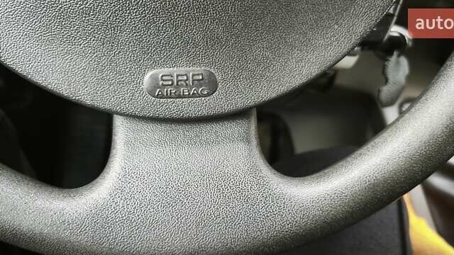 Рено Кенгу 2009 в Бориславе на Automoto.ua Белый Рено Кенгу, объемом двигателя 1.5 л и пробегом 297 тыс. км за 5550 $, фото 26 на Automoto.ua