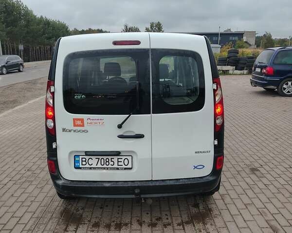 Белый Рено Кенгу, объемом двигателя 1.46 л и пробегом 258 тыс. км за 6200 $, фото 1 на Automoto.ua