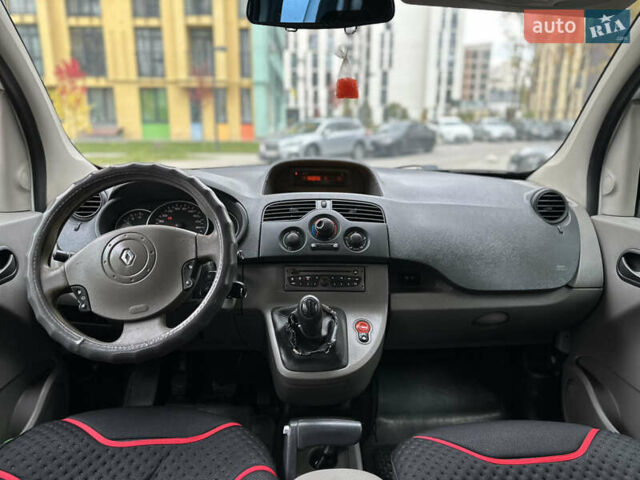 Рено Кенгу 2010 в Львове на Automoto.ua Белый Рено Кенгу, объемом двигателя 1.46 л и пробегом 320 тыс. км за 5500 $, фото 28 на Automoto.ua