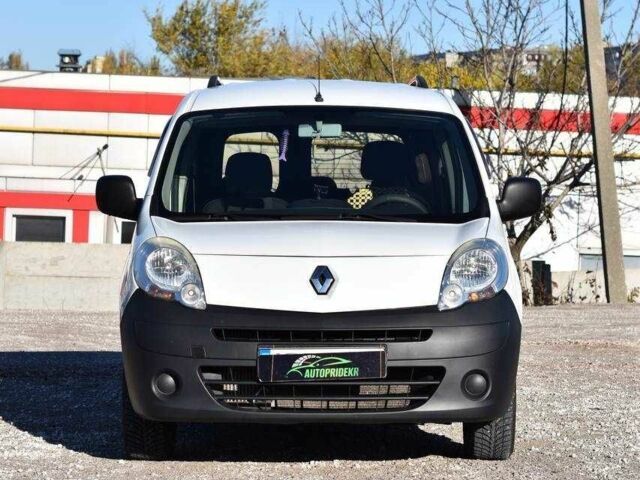 Белый Рено Кенгу, объемом двигателя 1.5 л и пробегом 191 тыс. км за 7499 $, фото 5 на Automoto.ua