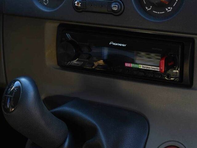 Белый Рено Кенгу, объемом двигателя 1.5 л и пробегом 191 тыс. км за 7499 $, фото 13 на Automoto.ua