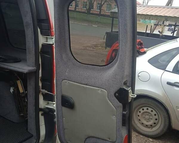 Білий Рено Кєнгу, об'ємом двигуна 1.46 л та пробігом 254 тис. км за 4500 $, фото 10 на Automoto.ua