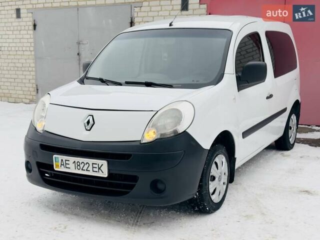 Білий Рено Кєнгу, об'ємом двигуна 1.5 л та пробігом 275 тис. км за 6850 $, фото 4 на Automoto.ua