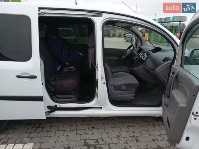 Белый Рено Кенгу, объемом двигателя 1.5 л и пробегом 327 тыс. км за 6500 $, фото 7 на Automoto.ua