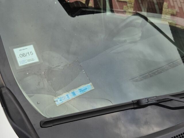 Белый Рено Кенгу, объемом двигателя 1.5 л и пробегом 334 тыс. км за 5500 $, фото 15 на Automoto.ua