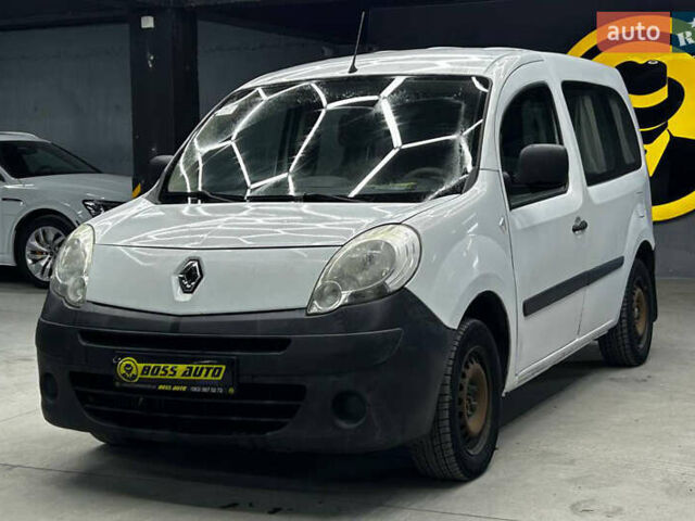 Белый Рено Кенгу, объемом двигателя 1.46 л и пробегом 181 тыс. км за 5500 $, фото 2 на Automoto.ua