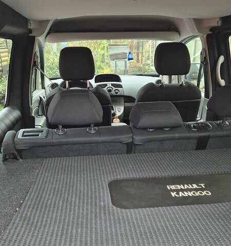 Білий Рено Кєнгу, об'ємом двигуна 1.5 л та пробігом 334 тис. км за 5500 $, фото 13 на Automoto.ua