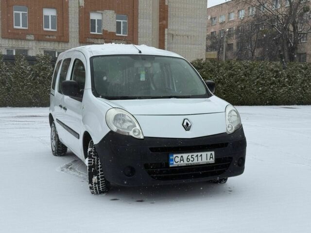 Білий Рено Кєнгу, об'ємом двигуна 1.5 л та пробігом 107 тис. км за 6200 $, фото 9 на Automoto.ua