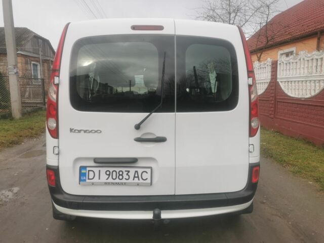 Белый Рено Кенгу, объемом двигателя 1.6 л и пробегом 151 тыс. км за 6000 $, фото 4 на Automoto.ua