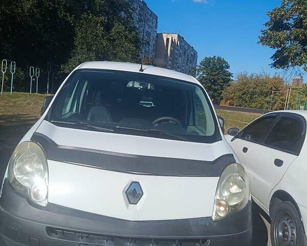 Белый Рено Кенгу, объемом двигателя 1.5 л и пробегом 230 тыс. км за 6700 $, фото 2 на Automoto.ua