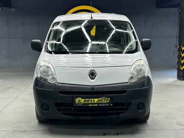 Белый Рено Кенгу, объемом двигателя 1.5 л и пробегом 181 тыс. км за 5500 $, фото 1 на Automoto.ua