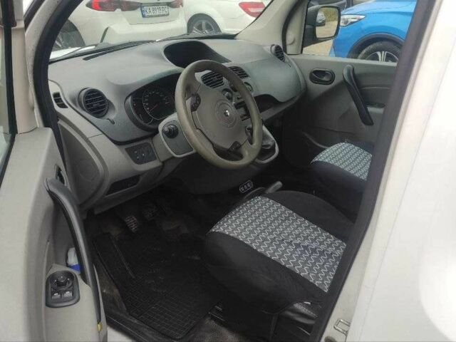 Білий Рено Кєнгу, об'ємом двигуна 1.5 л та пробігом 224 тис. км за 5400 $, фото 4 на Automoto.ua