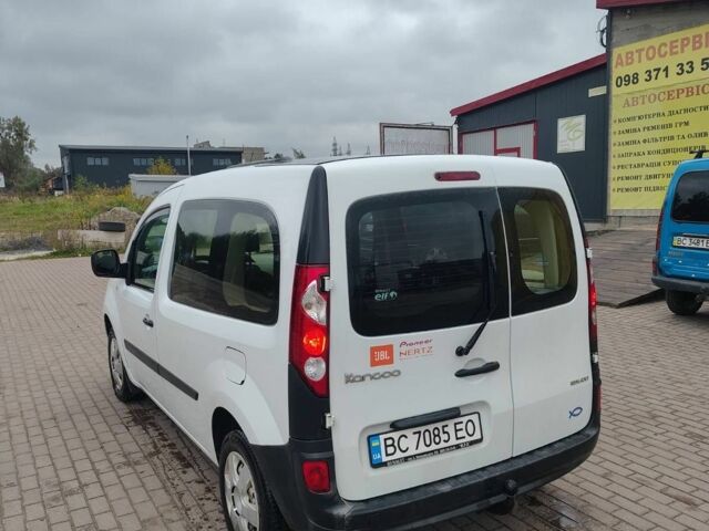 Рено Кєнгу 2010 у Новояворівськ на Automoto.ua Білий Рено Кєнгу, об'ємом двигуна 1.5 л та пробігом 258 тис. км за 6000 $, фото 1 на Automoto.ua